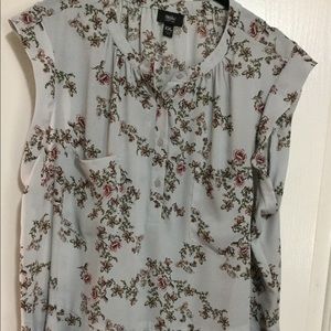 Beautiful Floral Blouse in Light Blue
